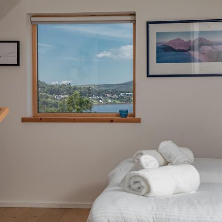 Cuillrigh - Luxury House, Loch & Mountain Views Villa Портри Екстериор снимка