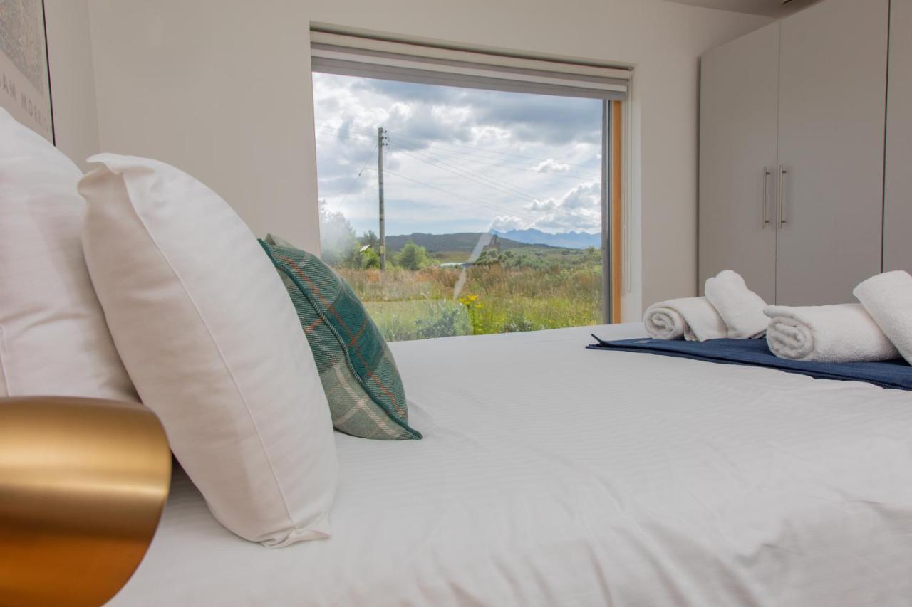 Cuillrigh - Luxury House, Loch & Mountain Views Villa Портри Екстериор снимка